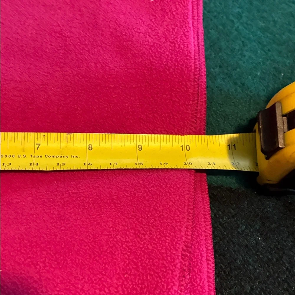 Lands' End Fuschia Fleece Scarf - Picture 2 of 3